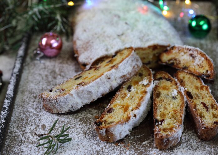 Stollen / für die Weihnachtsbäckerei / Rauchmühle / Rauchmehl