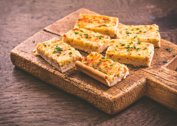 Zwiebelkuchen / vom Blech / Rauchmühle / Rauchmehl